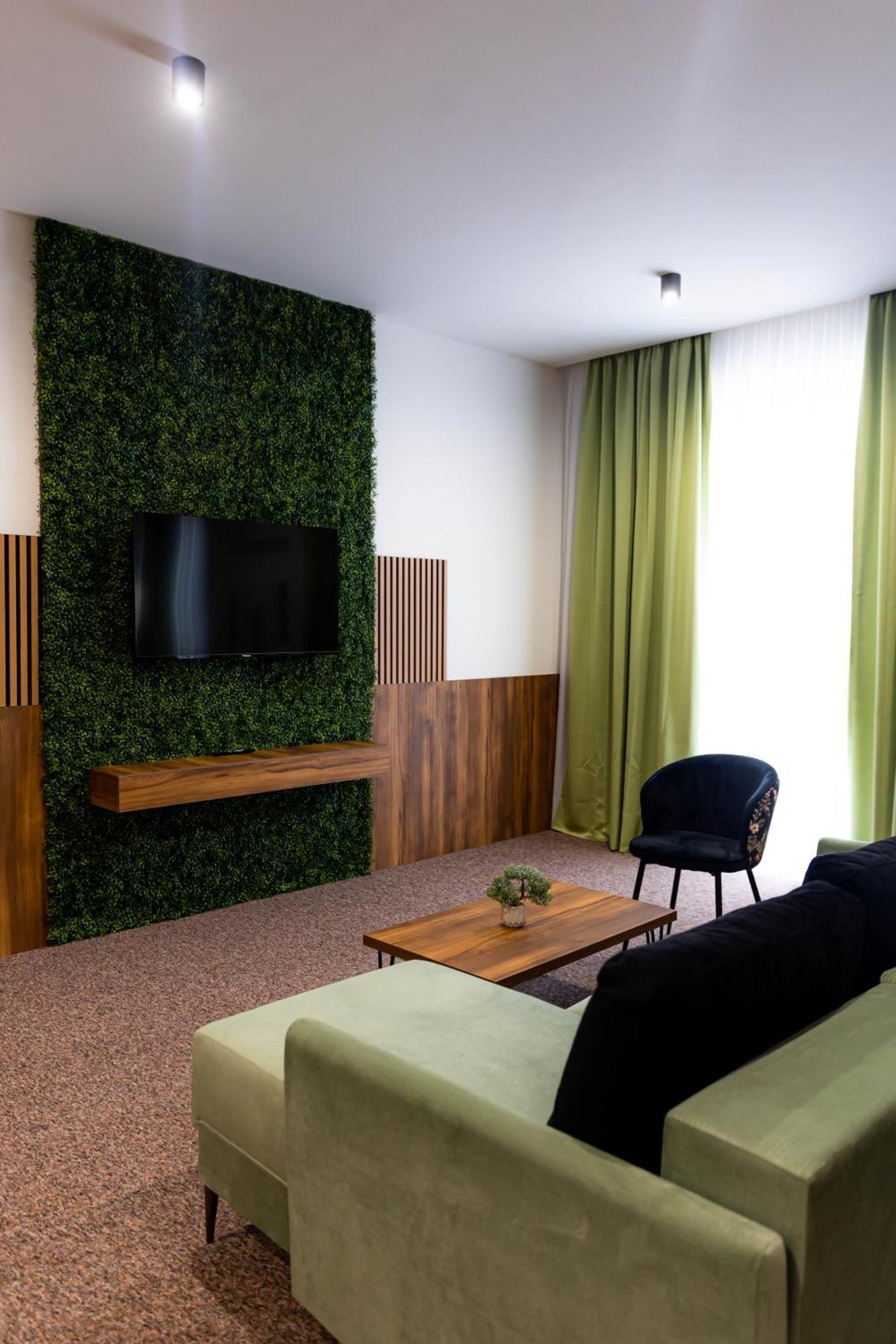 Hostel Tron Travnik Buitenkant foto